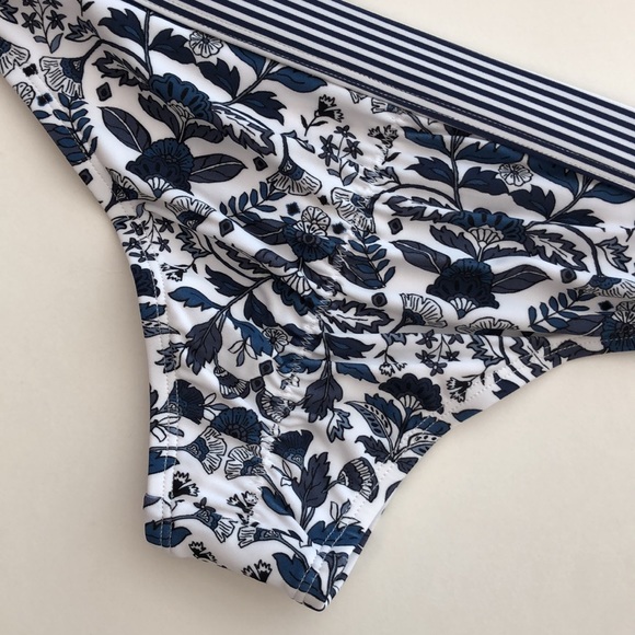 Eidon Surf | Rebel Bikini Bottoms - Picture 8 of 9